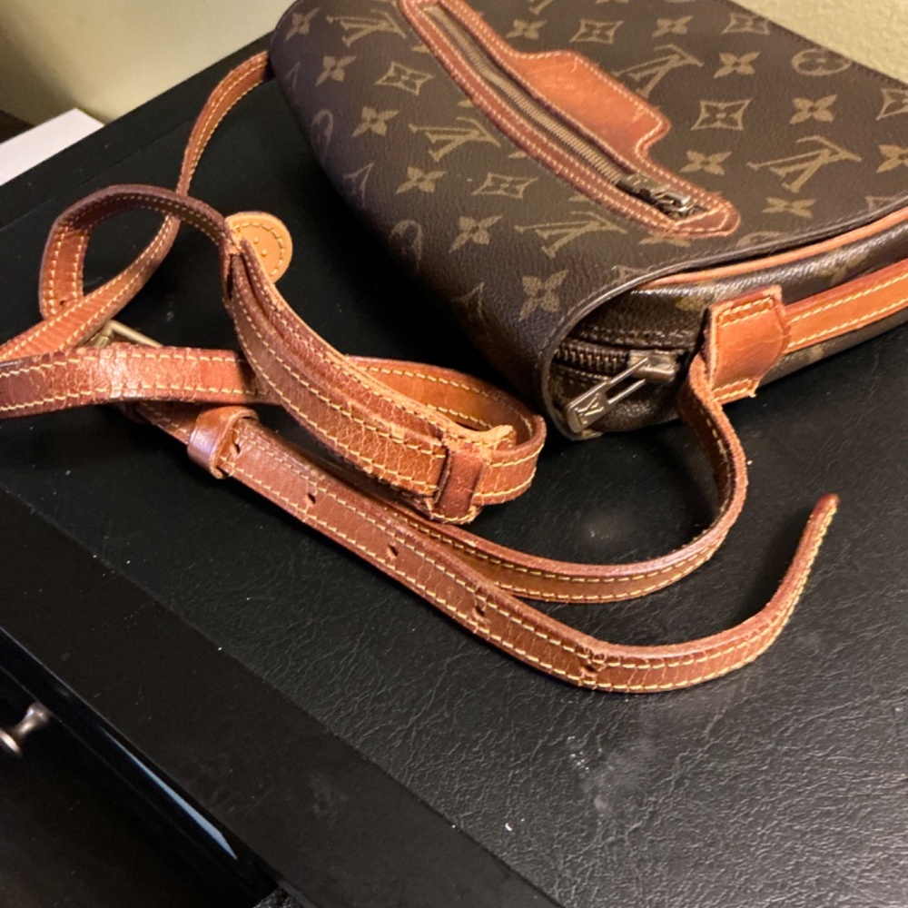 Louis Vuitton Monogram Crossbody Bag in Brown and Tan - Picture 9 of 11